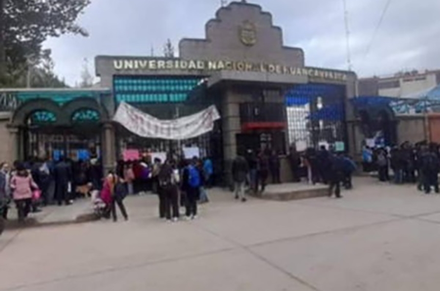 64b70fd371c647143d088ed6