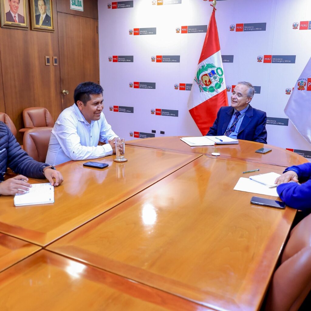 Ministro Jorge Montero: Puno cuenta con potencial  para incrementar las reservas de gas natural