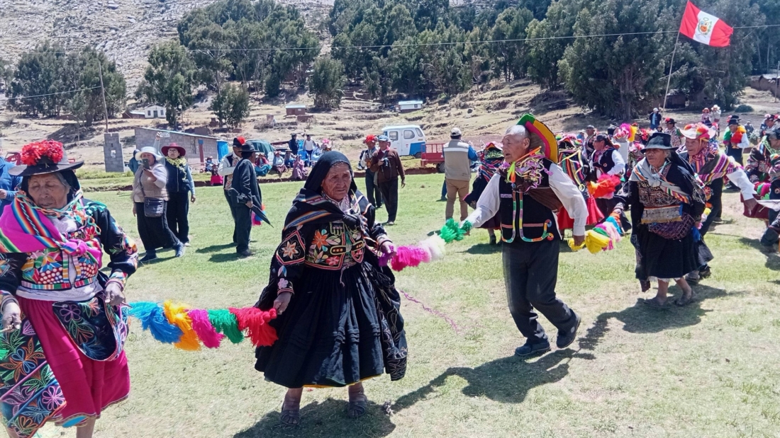 DANZA QHASHWA DE CAPACHICA ES DECLARADA PATRIMONIO CULTURAL DE LA NACIÓN